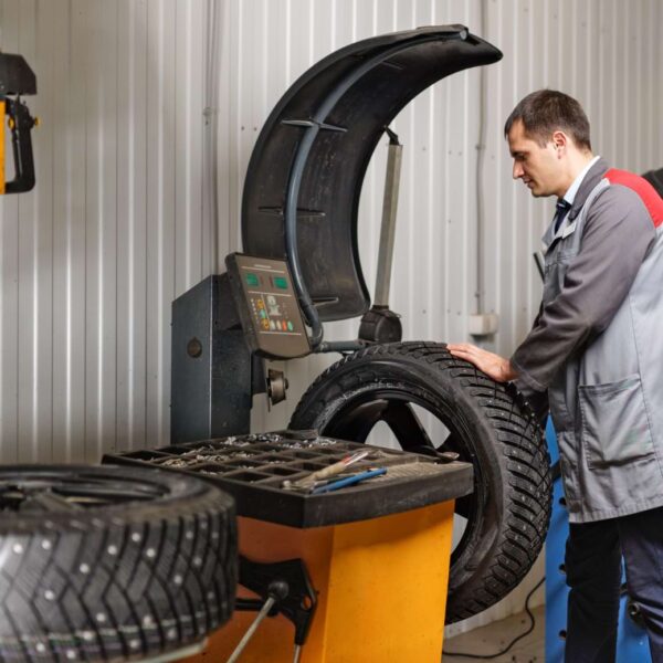 Naprawa wyważarek do kół