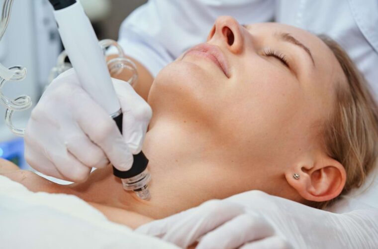 radiofrekwencja mikroigłowa